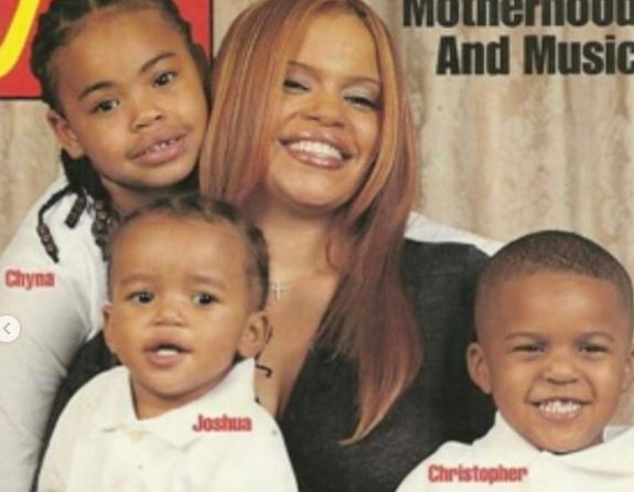Young Chyna Tahjere Griffin with her brothers and mother Faith Evans